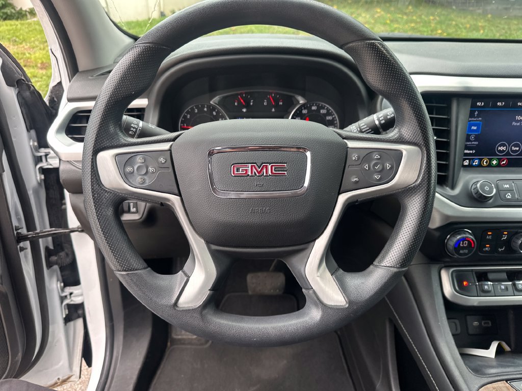 Used 2023 GMC Acadia SLE FWD image 14