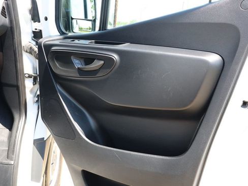 Used 2023 Mercedes-Benz Sprinter 2500 w/ Acoustic Package image 28