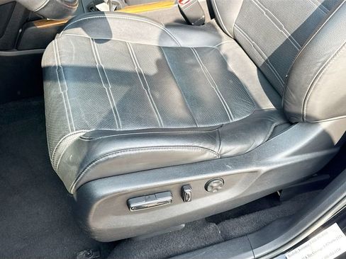 Used 2020 Honda CR-V Touring image 24