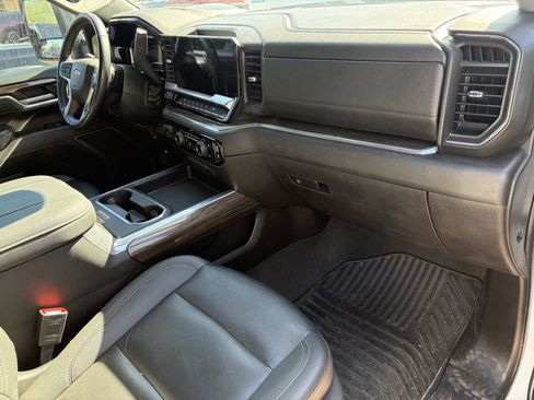 Used 2025 Chevrolet Silverado 3500 LT w/ All Star Edition AWD/4WD image 6