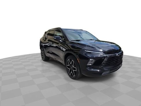 Used 2023 Chevrolet Blazer RS w/ Driver Confidence II Package image 2