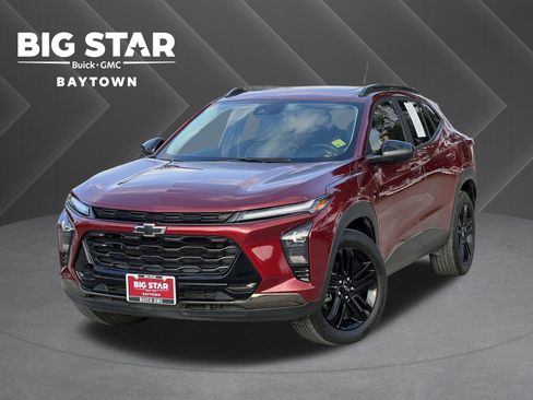 Used 2024 Chevrolet Trax ACTIV w/ Sunroof Package image 1