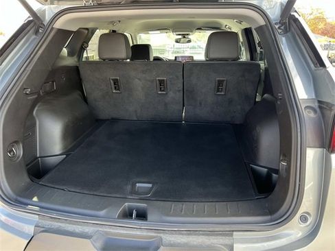 Used 2023 Chevrolet Blazer LT w/ Midnight/Sport Edition image 10