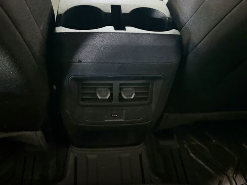 New 2024 Chevrolet Colorado LT w/ LT Convenience Package II AWD/4WD image 27