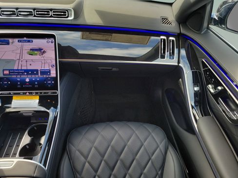 Certified 2026 Mercedes-Benz S 580 4MATIC Sedan image 13