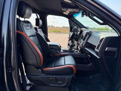 Used 2018 Ford F150 Raptor w/ Equipment Group 802A Luxury AWD/4WD image 19