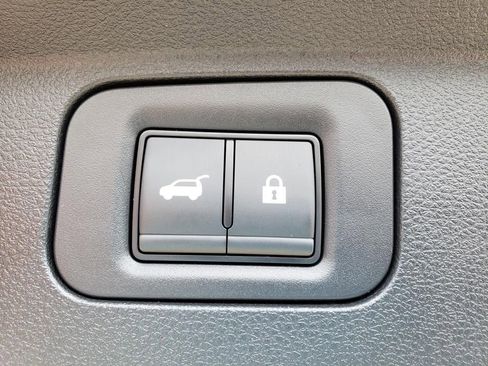 Certified 2025 Nissan Armada PRO-4X w/ Pro-4X Premium Package AWD/4WD image 10