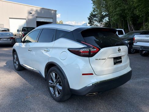 Used 2019 Nissan Murano Platinum w/ Cargo Package image 5