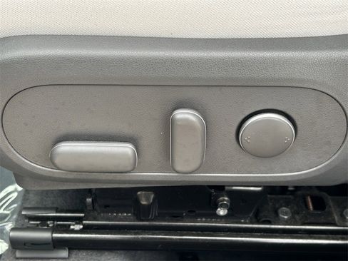 Used 2025 Hyundai Kona SEL image 22