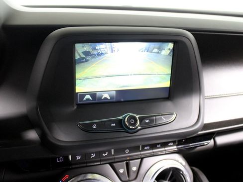 Used 2017 Chevrolet Camaro LT RWD image 20