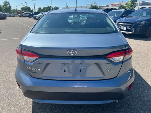 Used 2021 Toyota Corolla LE w/ Carpet Mat Package (TMS) image 6