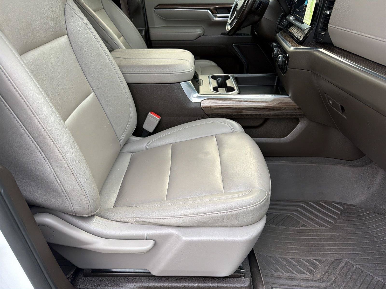 Used 2024 Chevrolet Silverado 2500 LT w/ All Star Edition AWD/4WD image 12