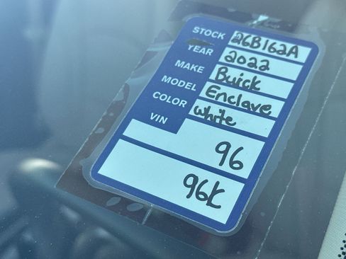 Used 2022 Buick Enclave Premium w/ Surround and Sites Package image 27