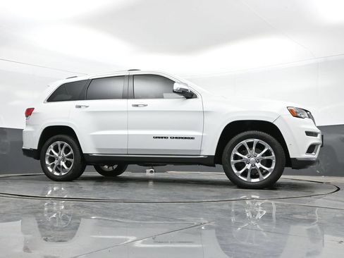 Used 2020 Jeep Grand Cherokee Summit AWD/4WD image 42
