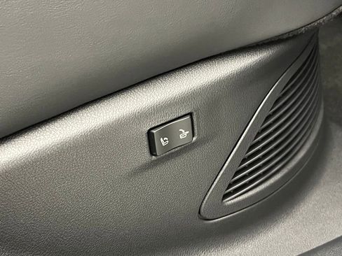 Used 2025 Lexus RX 500h F Sport image 33