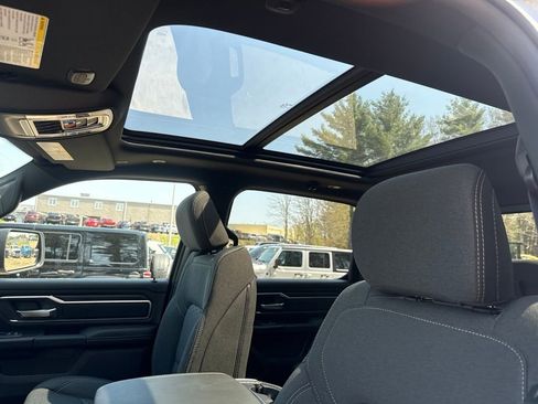 New 2026 RAM 1500 4x4 Crew Cab image 18