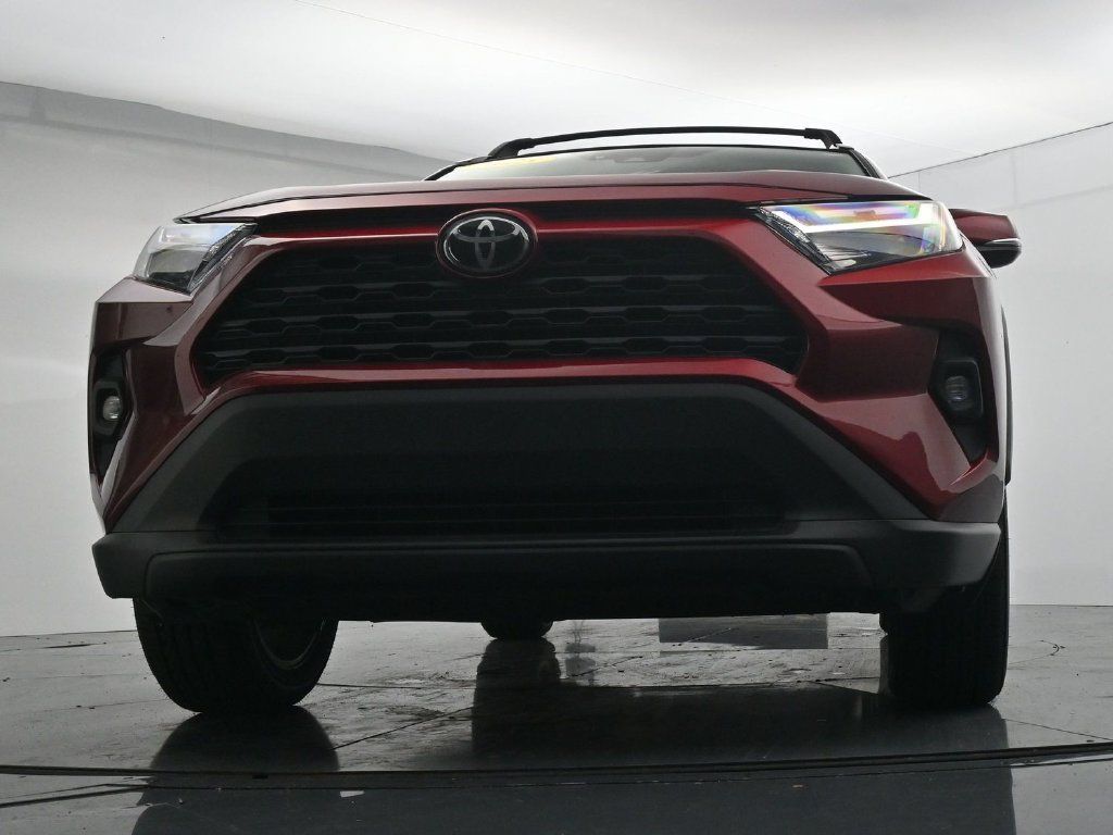 Used 2023 Toyota RAV4 XLE Premium FWD image 33