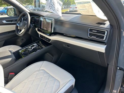 New 2026 Volkswagen Atlas Cross Sport SEL Premium R-Line AWD/4WD image 44