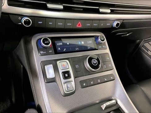 Used 2024 Hyundai Palisade Calligraphy FWD image 14