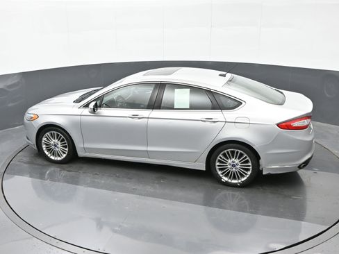 Used 2014 Ford Fusion SE w/ Equipment Group 202A image 32