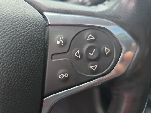Used 2021 Chevrolet Traverse Premier w/ Redline Edition FWD image 22