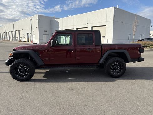 Certified 2022 Jeep Gladiator Mojave w/ LED Lighting Group image 6
