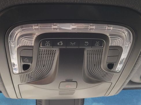 Used 2025 Mercedes-Benz Sprinter 2500 image 26