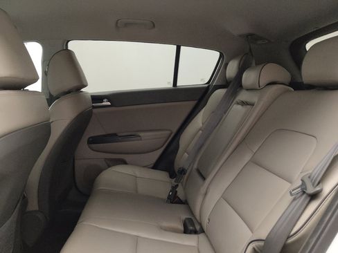 Used 2017 Kia Sportage EX image 18