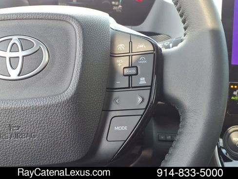 Used 2025 Toyota bZ4X 4D Sport Utility w/ Weather Package image 16