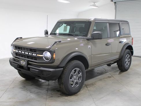 New 2026 Ford Bronco Big Bend AWD/4WD image 3