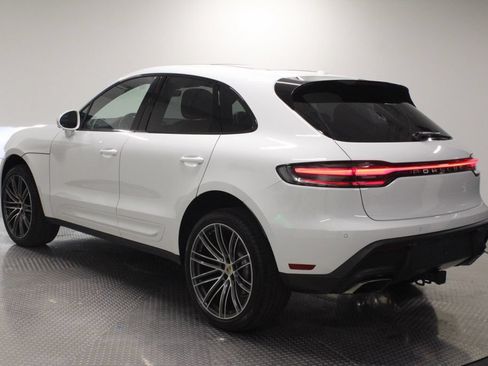 New 2026 Porsche Macan AWD/4WD image 3
