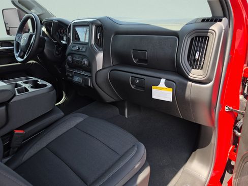 New 2026 Chevrolet Silverado 2500 Custom w/ Custom Convenience Package AWD/4WD image 18