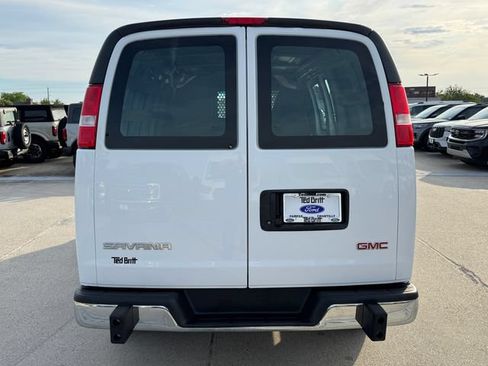 Used 2025 GMC Savana 2500 w/ Driver Convenience Package RWD image 6