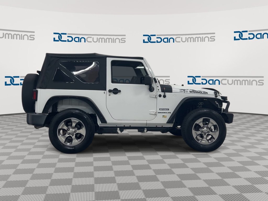 Used 2015 Jeep Wrangler Sport AWD/4WD image 9