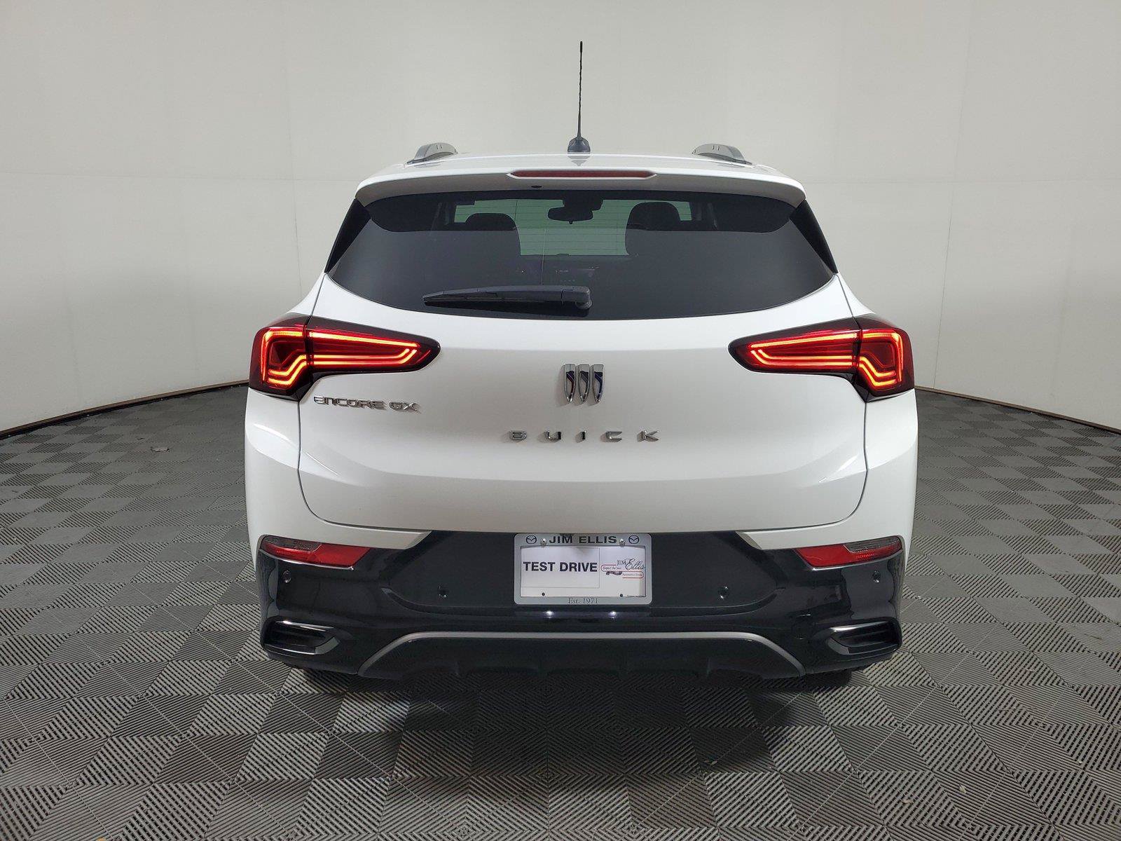Used 2026 Buick Encore GX Sport Touring w/ Advanced Technology Package FWD image 5