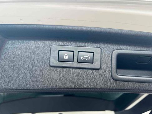 Used 2022 Subaru Forester Limited image 33