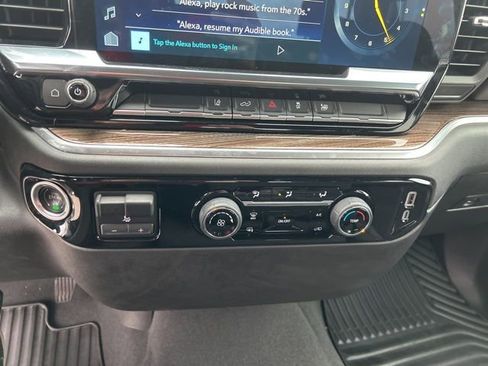 Certified 2024 Chevrolet Silverado 2500 LT image 24