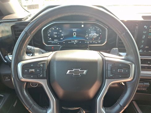 Used 2023 Chevrolet Silverado 1500 RST AWD/4WD image 16