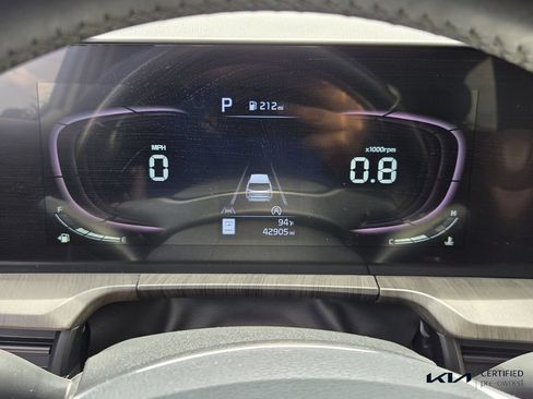 Certified 2023 Kia Telluride EX w/ EX Captain's Chair Package FWD image 26