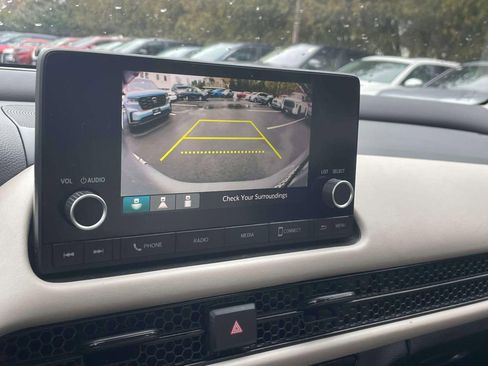 Certified 2025 Honda HR-V LX image 25