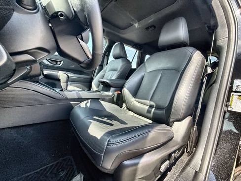 Certified 2026 Subaru Outback Limited XT AWD/4WD image 11