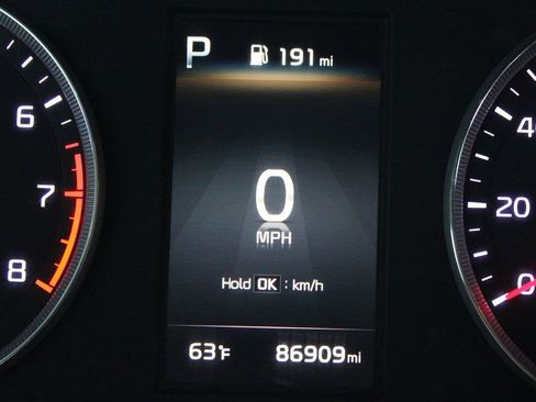 Used 2022 Kia K5 LXS image 3