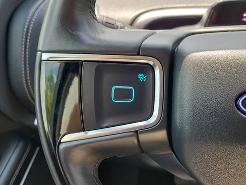 Certified 2025 Ford Expedition Platinum image 26