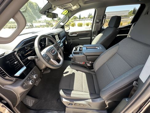 New 2026 GMC Sierra 1500 Elevation image 19