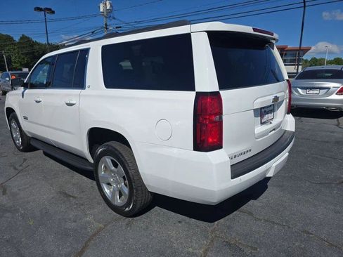 Used 2020 Chevrolet Suburban LT w/ Texas Edition Package AWD/4WD image 7