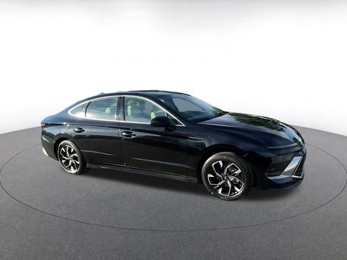 Used 2025 Hyundai Sonata SEL image 2