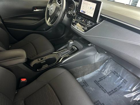 Used 2024 Toyota Corolla SE w/ SE Package FWD image 14