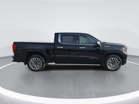 Used 2024 GMC Sierra 1500 Denali Ultimate image 2