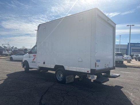 Used 2022 Chevrolet Express 3500 w/ Power Convenience Package image 4