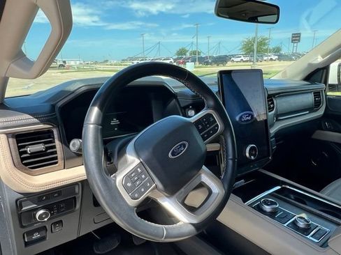 Used 2022 Ford Expedition Limited AWD/4WD image 8